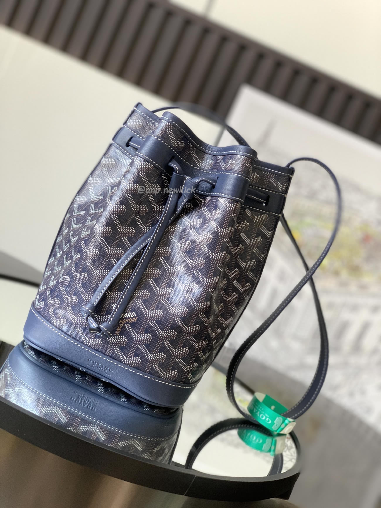 Goyard Petit Flot Bucket Bag 23 Cm X 14.5 Cm X 17 Cm (23) - newkick.cc